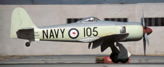 Hawker Fury Mk II, N260X