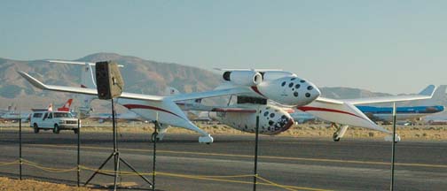White Knight, N318SL and SpaceShipOne, N328KF