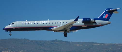 United Express Bombardier CL-600-2C10 Regional Jet, N514MJ