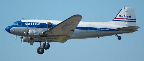 Douglas DC-3C, N814CL Mainliner O'Connor