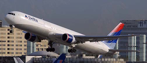 Delta Boeing 767-432ER N827MH