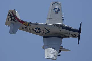 Douglas A-1H Skyraider NX39606