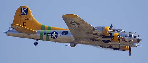 Boeing B-17G Flying Fortress N9563Z Fuddy Duddy