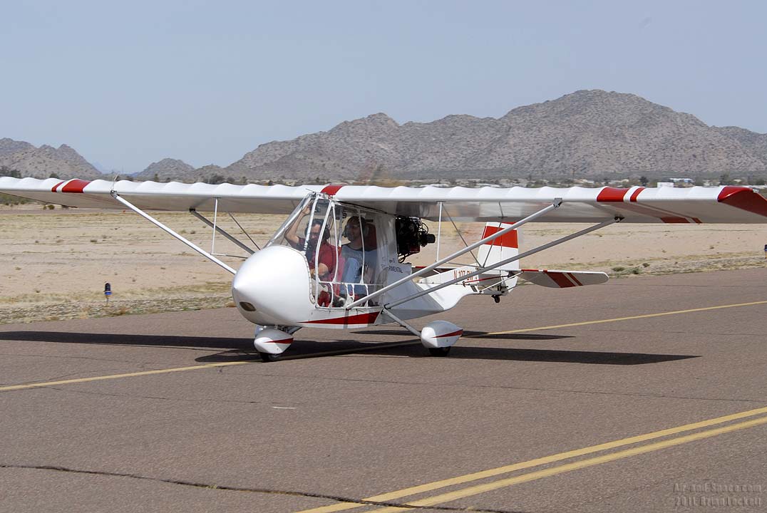 чертежи Challenger II _BEL3993%20Challenger%20II%20Spec%20N107BW%20left%20front%20taxiing%20l