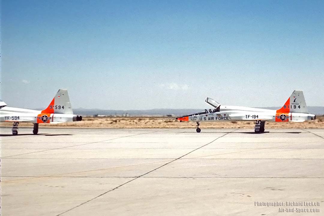 Air-and-Space.com: Edwards AFB Airshows 1959, 1960, 1961