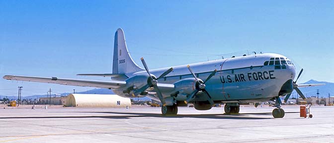 Air-and-Space.com: Davis-Monthan Air Force Base Airshow, March 16, 1975