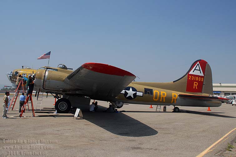 Air And Space Com Collings Foundation Warbirds At Burbank May 10 09