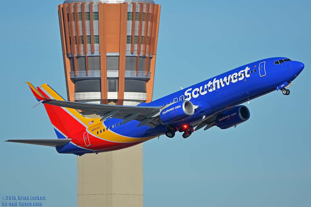 Air-and-Space.com: Phoenix Sky Harbor, February 9, 2018