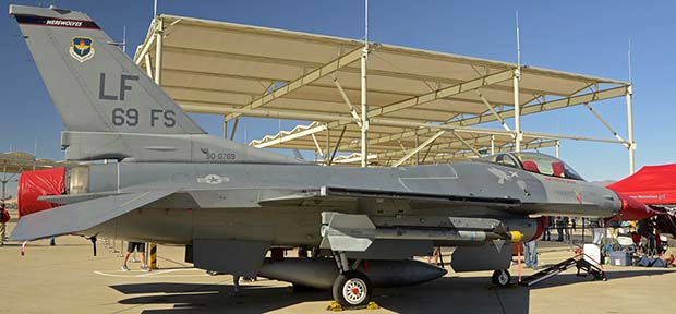 F-16C-42C-88-0472-USAF-LUKE, zbubakaz