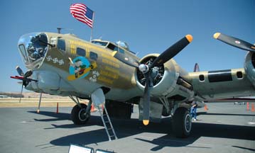 Boeing B-17G Flying Fortress, N93012 Nine-O-Nine