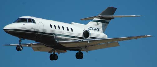 Hawker 800XP, N828CW