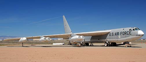 Boeing B-52F Stratofortress 57-0038