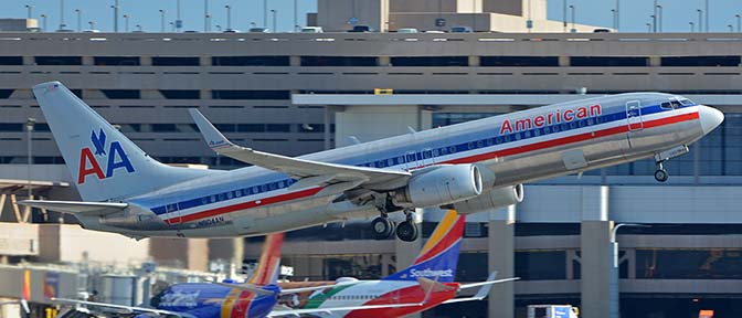 American Boeing 737-823 N904AN, Phoenix Sky Harbor, August 3, 2017