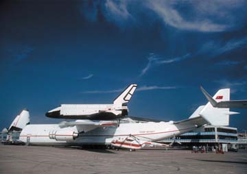 Antonov An-225 with Buran at Paris Airshow, June 18, 1989